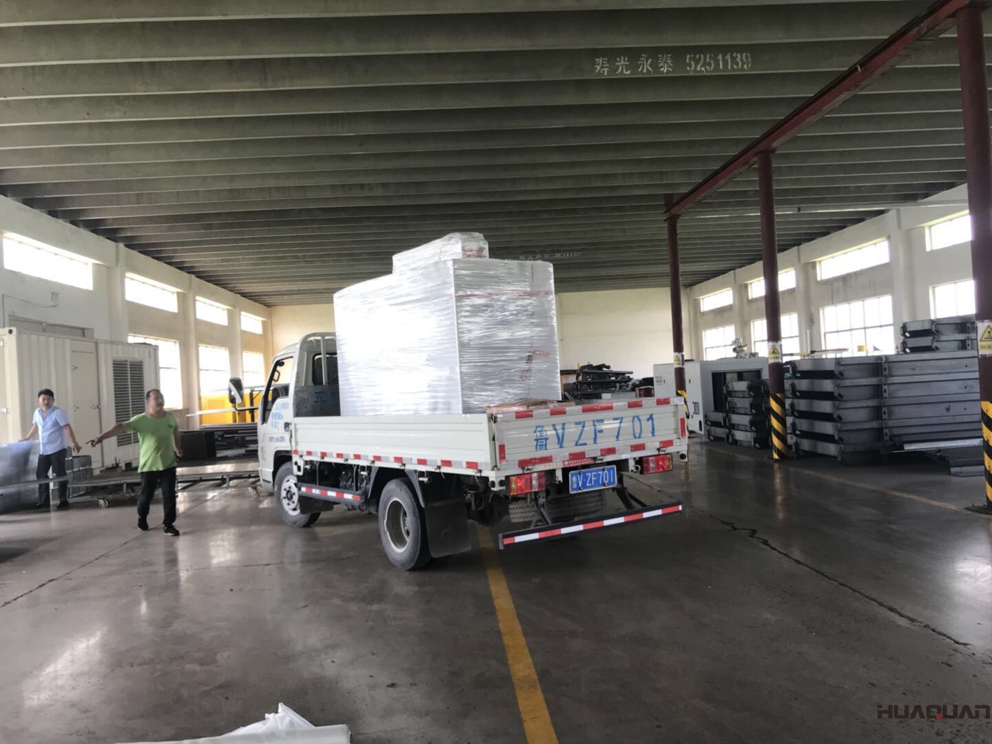 7月6日一臺HQ2QF標配汽油一體機由華全順利發往甘肅省
