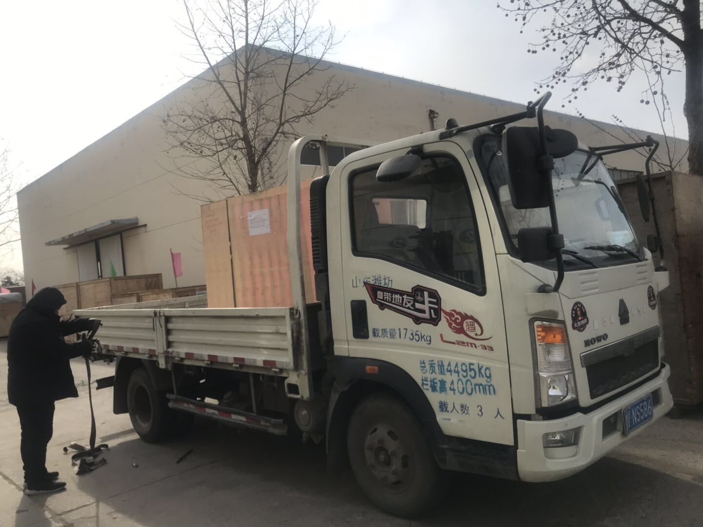 1月8日，薛先生從華全動力采購的50kw移動拖車柴油發電機組現已成功發往福建省